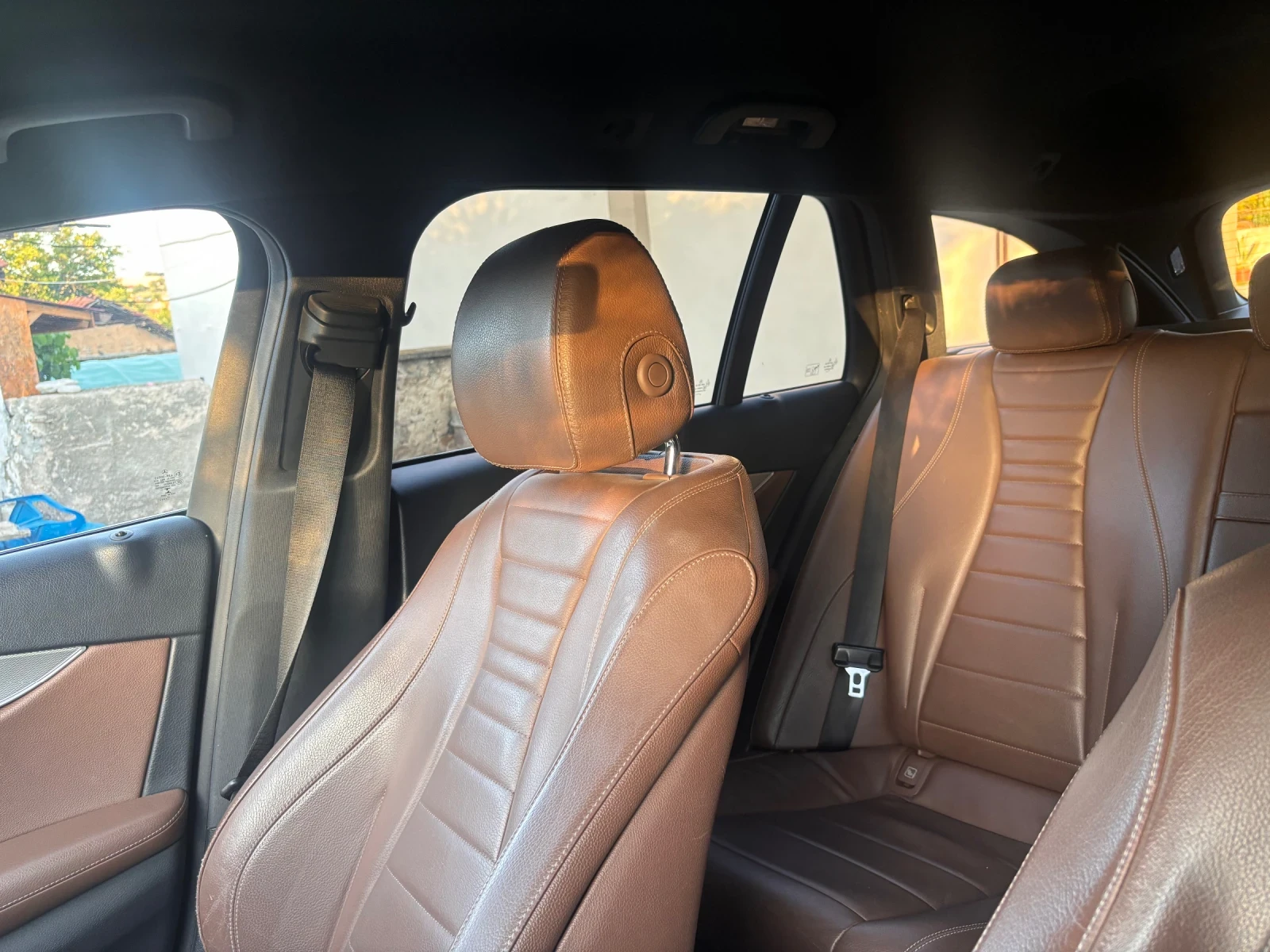 Mercedes-Benz E 220, снимка 11 - Автомобили и джипове - 55233532