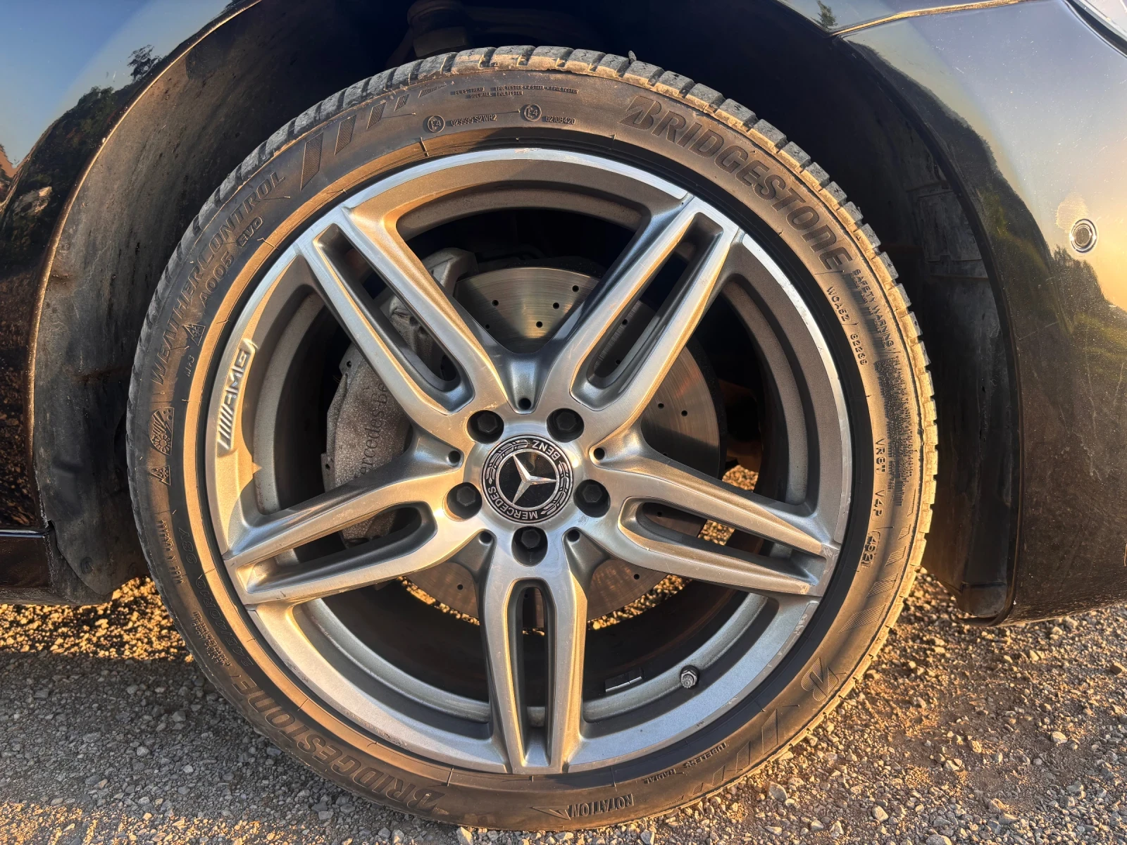Mercedes-Benz E 220, снимка 12 - Автомобили и джипове - 55233532