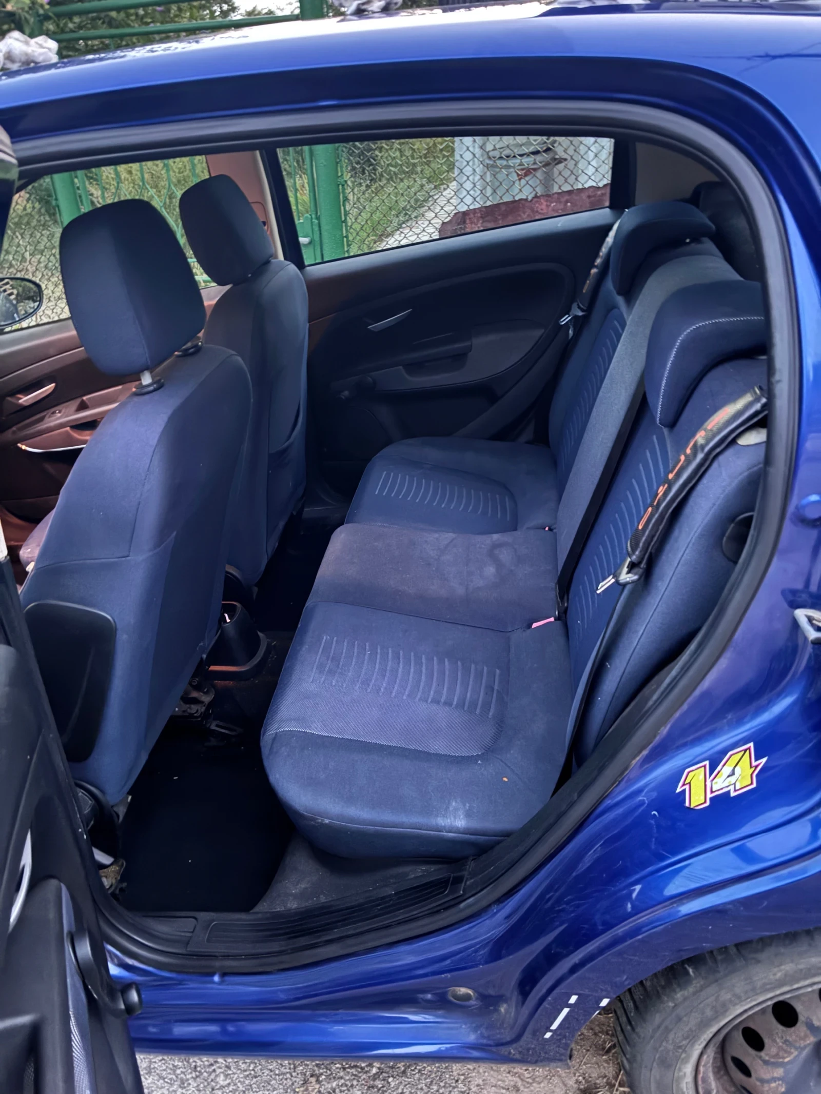 Fiat Punto Grande, снимка 6 - Автомобили и джипове - 55590199