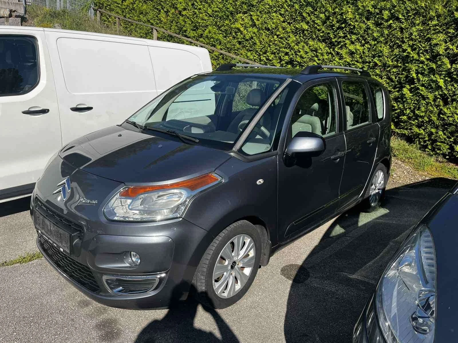 Citroen C3 Picasso 1.6 HDI  90к.с. 2012г.