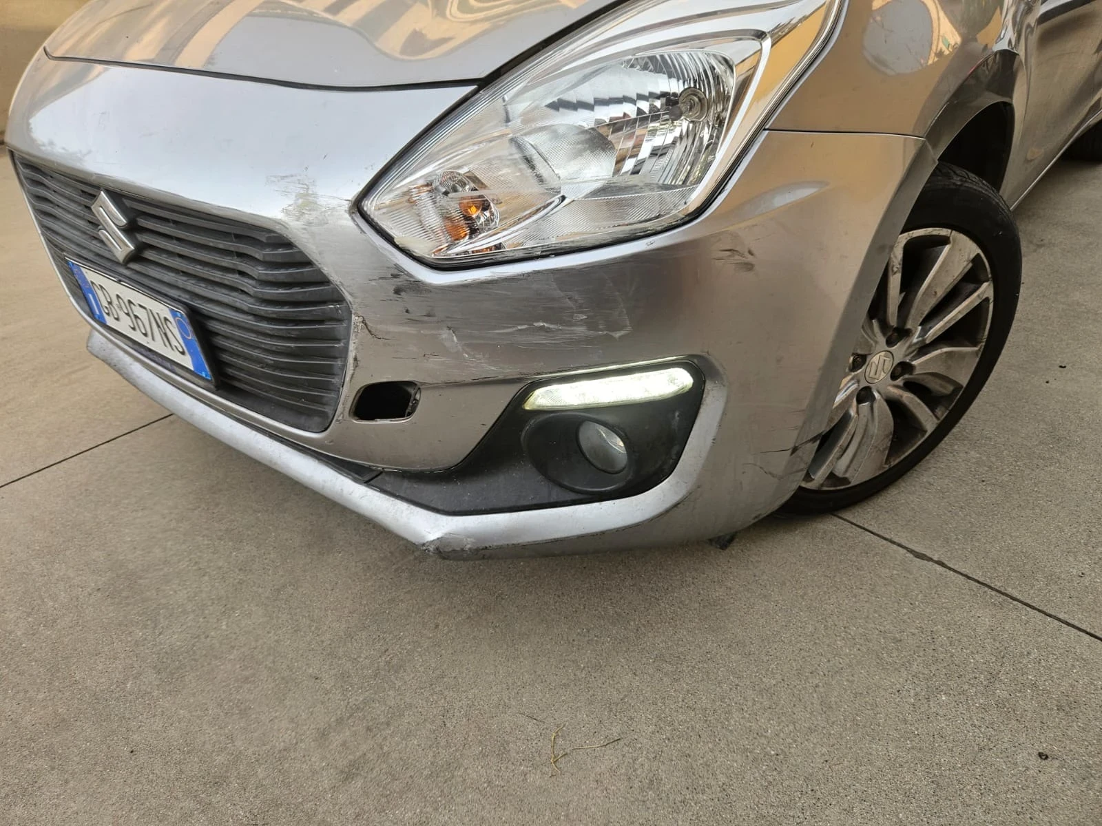 Suzuki Swift 1.2 HIBRID 106000км, снимка 12 - Автомобили и джипове - 56362863