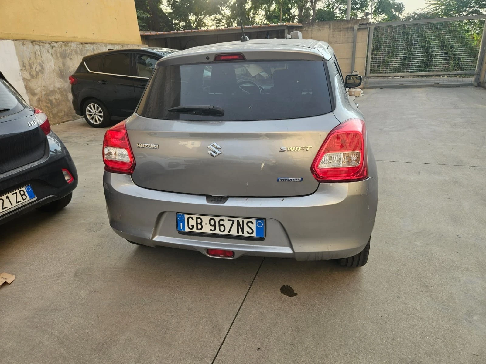 Suzuki Swift 1.2 HIBRID 106000км, снимка 8 - Автомобили и джипове - 56362863