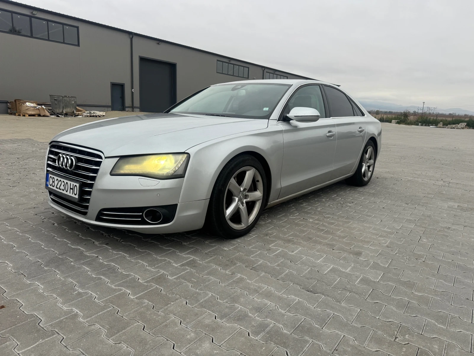 Audi A8 4.2tdi 351 коня, снимка 6 - Автомобили и джипове - 56657257