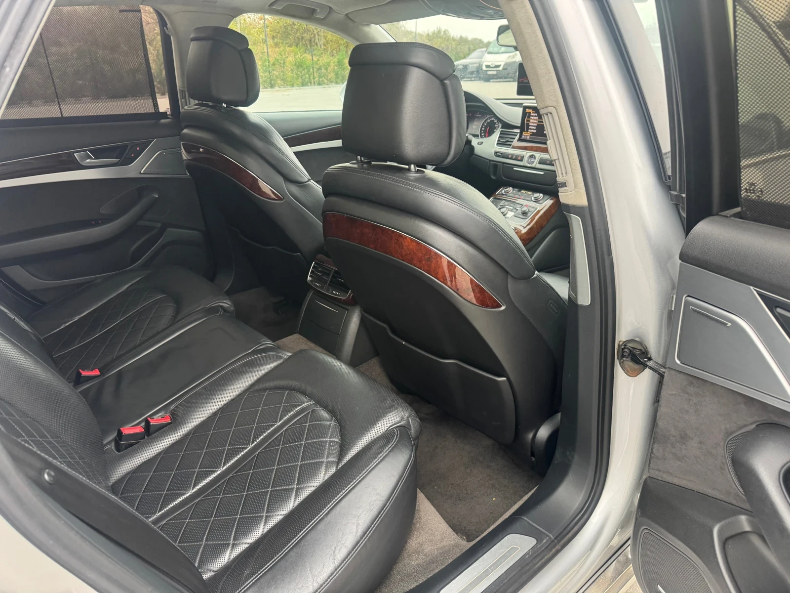 Audi A8 4.2tdi 351 коня, снимка 13 - Автомобили и джипове - 56657257