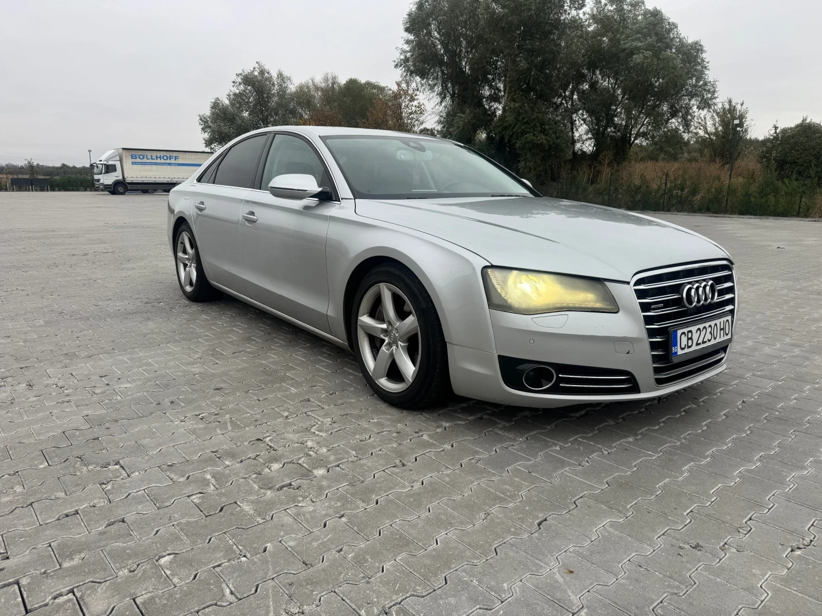 Audi A8 4.2tdi 351 коня, снимка 2 - Автомобили и джипове - 56657257