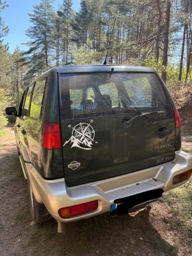Nissan Terrano 2.7 125 к.с, снимка 2