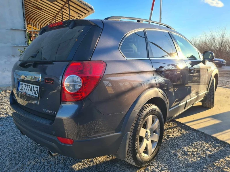 Chevrolet Captiva 2.2 TD 4x4, снимка 3 - Автомобили и джипове - 47386467