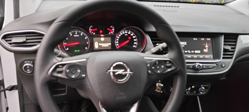Opel Crossland X 1, 2 Фабрична газ!, снимка 14 - Автомобили и джипове - 49761294