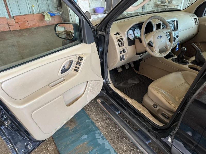 Ford Maverick 2.3, снимка 5 - Автомобили и джипове - 52879061