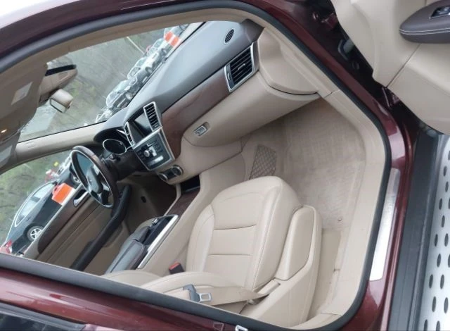 Mercedes-Benz ML 350 4MATIC AMG* Harman* Keyless* Пано*  - изображение 9