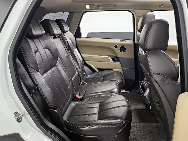 Land Rover Range Rover Sport 3.0, снимка 12 - Автомобили и джипове - 54500101