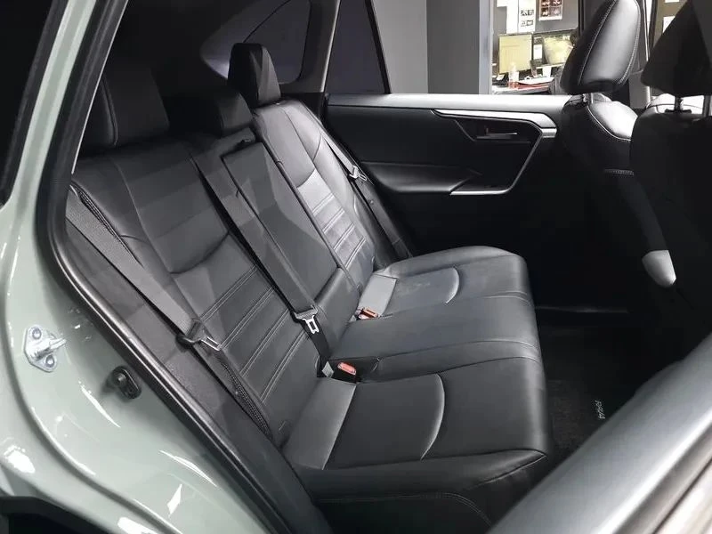 Toyota Rav4, снимка 11 - Автомобили и джипове - 56689620