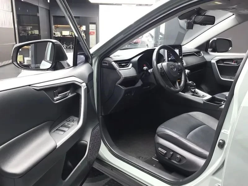 Toyota Rav4, снимка 9 - Автомобили и джипове - 56689620
