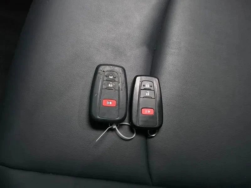 Toyota Rav4, снимка 17 - Автомобили и джипове - 56689620