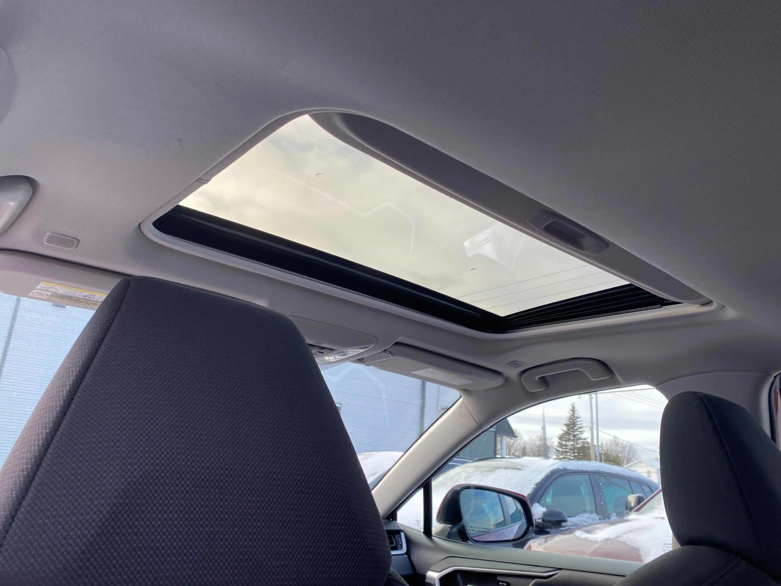 Toyota Rav4 Hybrid XLE * * CARFAX * * АВТО КРЕДИТ * *  - изображение 10