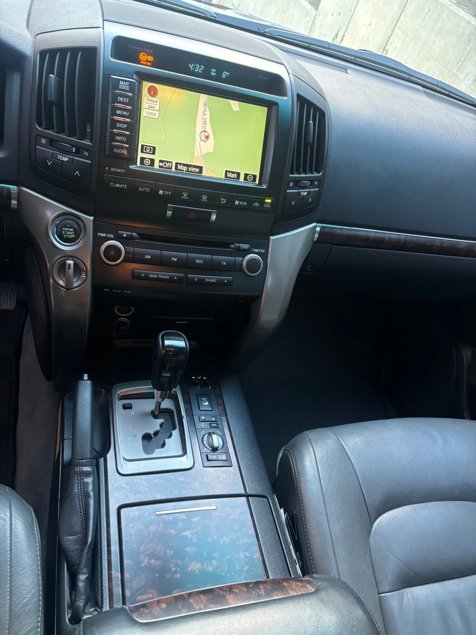 Toyota Land cruiser J200 4.5D V8, снимка 8 - Автомобили и джипове - 53726227