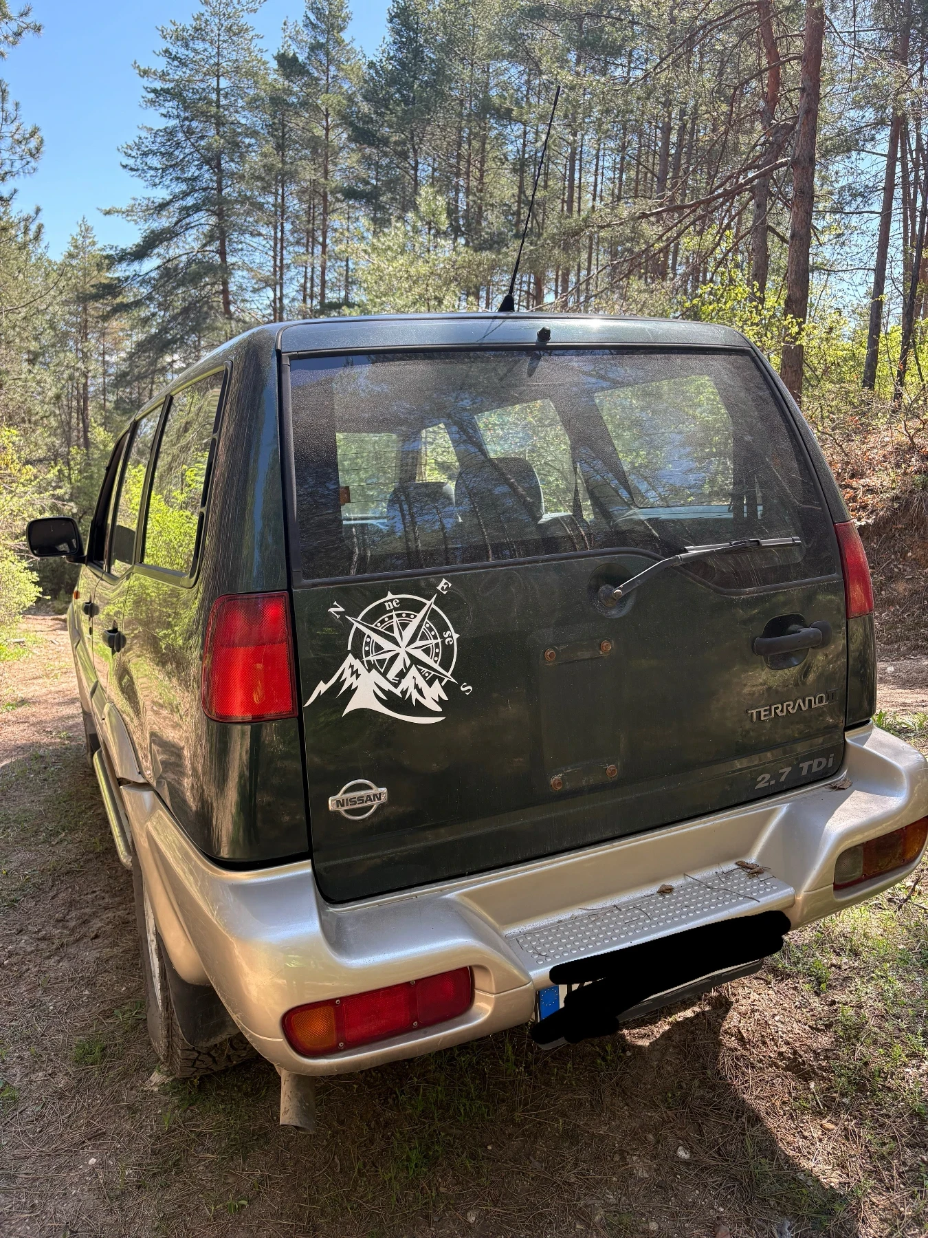 Nissan Terrano 2.7 125 к.с, снимка 2 - Автомобили и джипове - 54246298