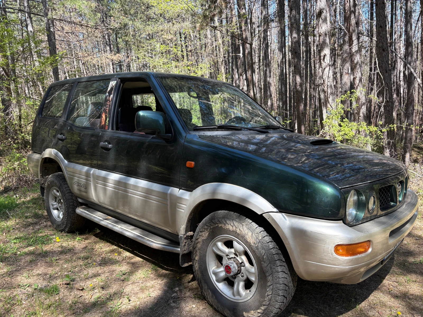 Nissan Terrano 2.7 125 к.с, снимка 11 - Автомобили и джипове - 54246298