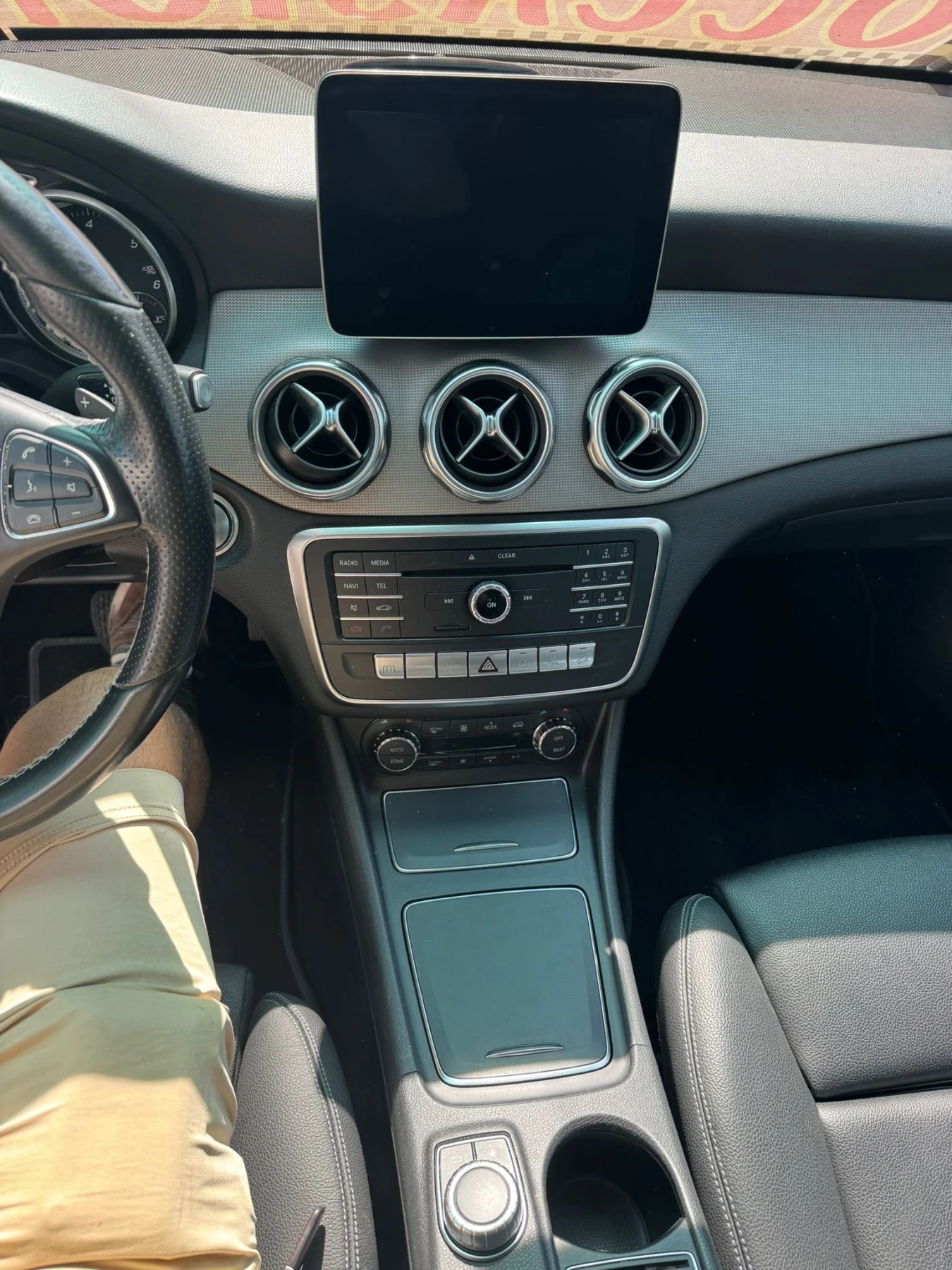 Mercedes-Benz GLA 200 d Automatic 4Matic Executive, снимка 6 - Автомобили и джипове - 54659234