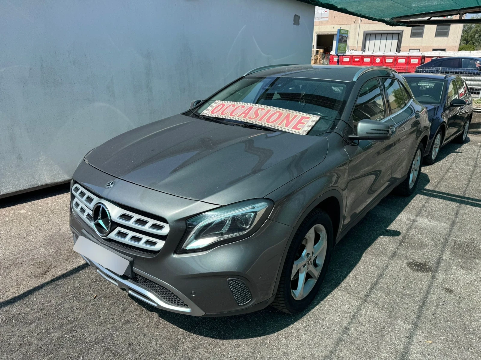 Mercedes-Benz GLA 200 d Automatic 4Matic Executive, снимка 2 - Автомобили и джипове - 54659234
