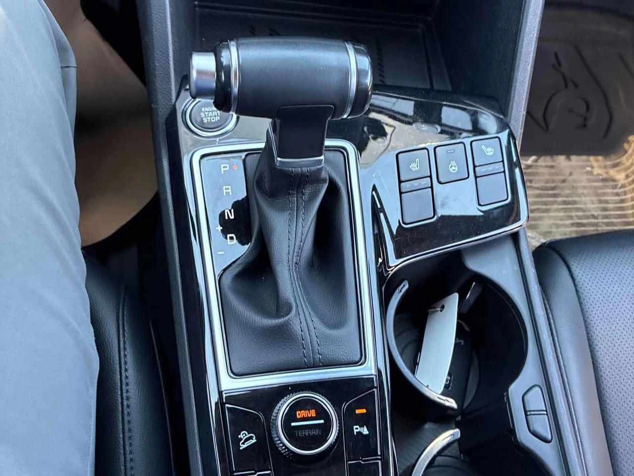 Kia Sportage * AWD * CARFAX * �� ���������������� * �������� | Mobile.bg � ����������� 9