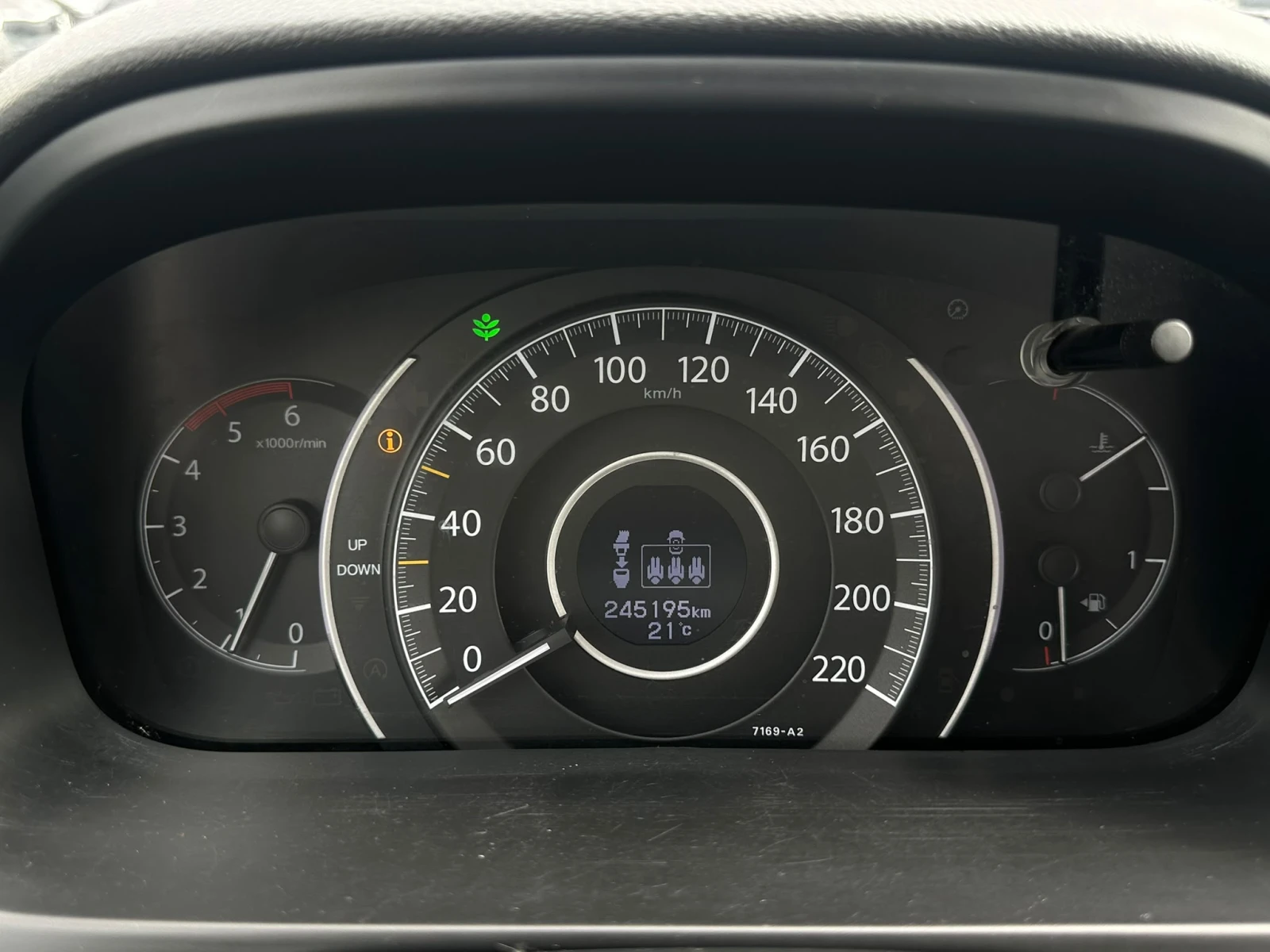 Honda Cr-v / 1.6 i-DTEC ELEGANCE /, снимка 15 - Автомобили и джипове - 55024152