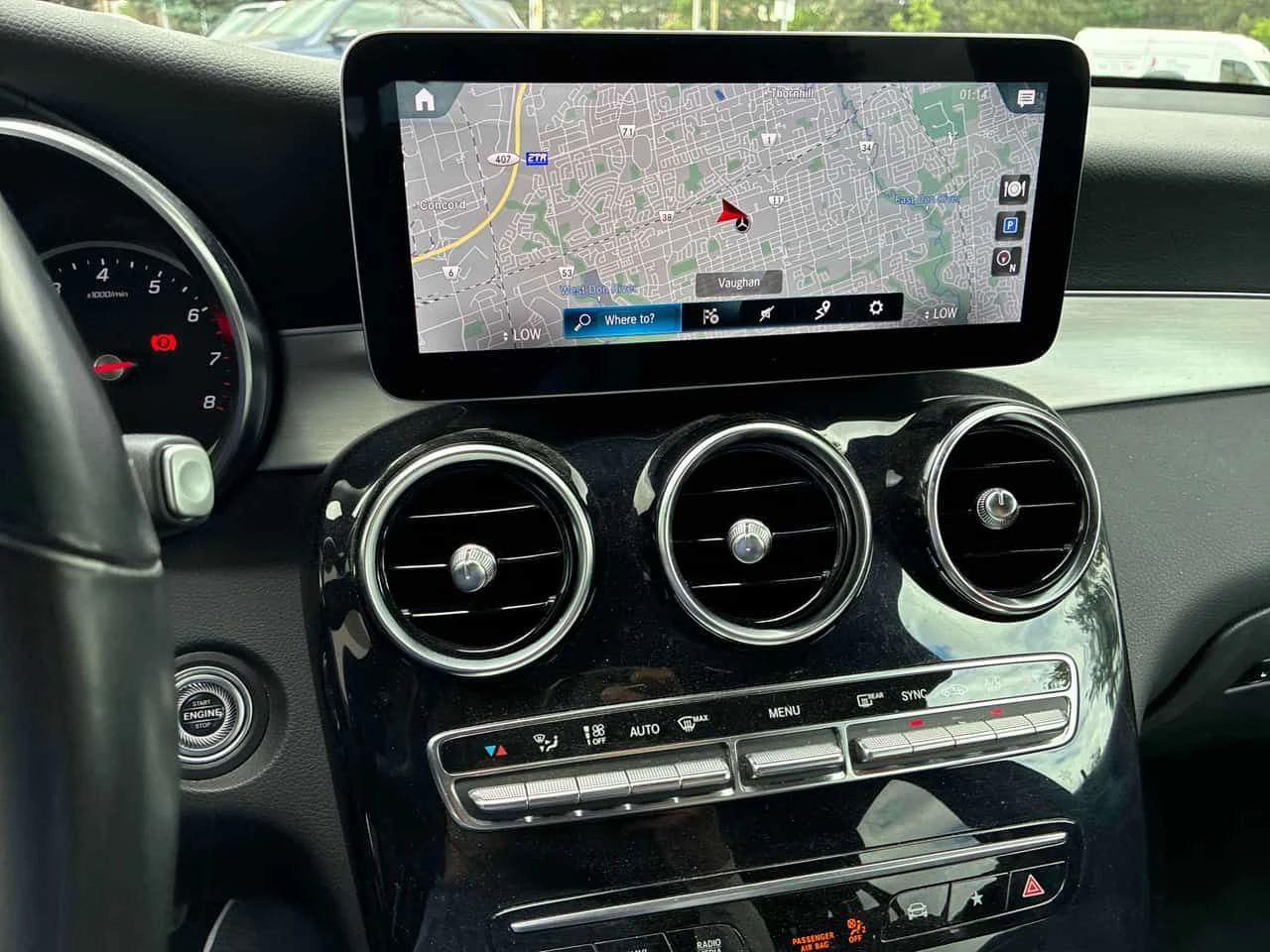 Mercedes-Benz GLC * 300 * CARFAX * ЦЕНА ДО БГ, снимка 9 - Автомобили и джипове - 55163111