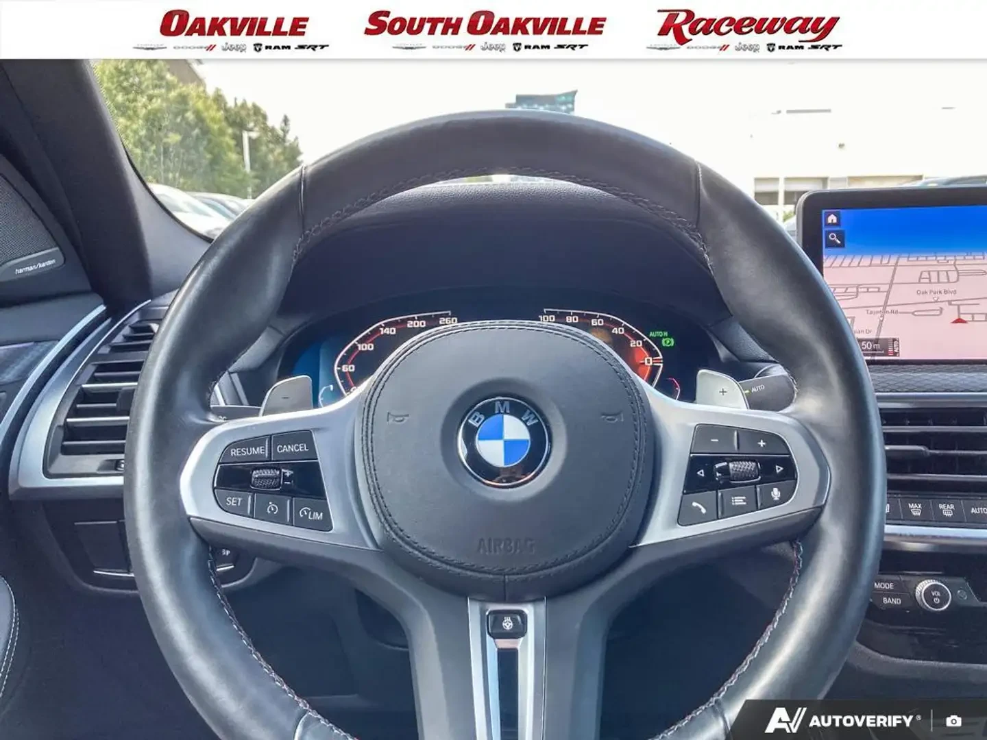BMW X4 M40I* ДИГИТАЛНО* ТАБЛО* ПОДГРЕВ* КАМЕРА* КЕЙЛЕС* М, снимка 9 - Автомобили и джипове - 55790560