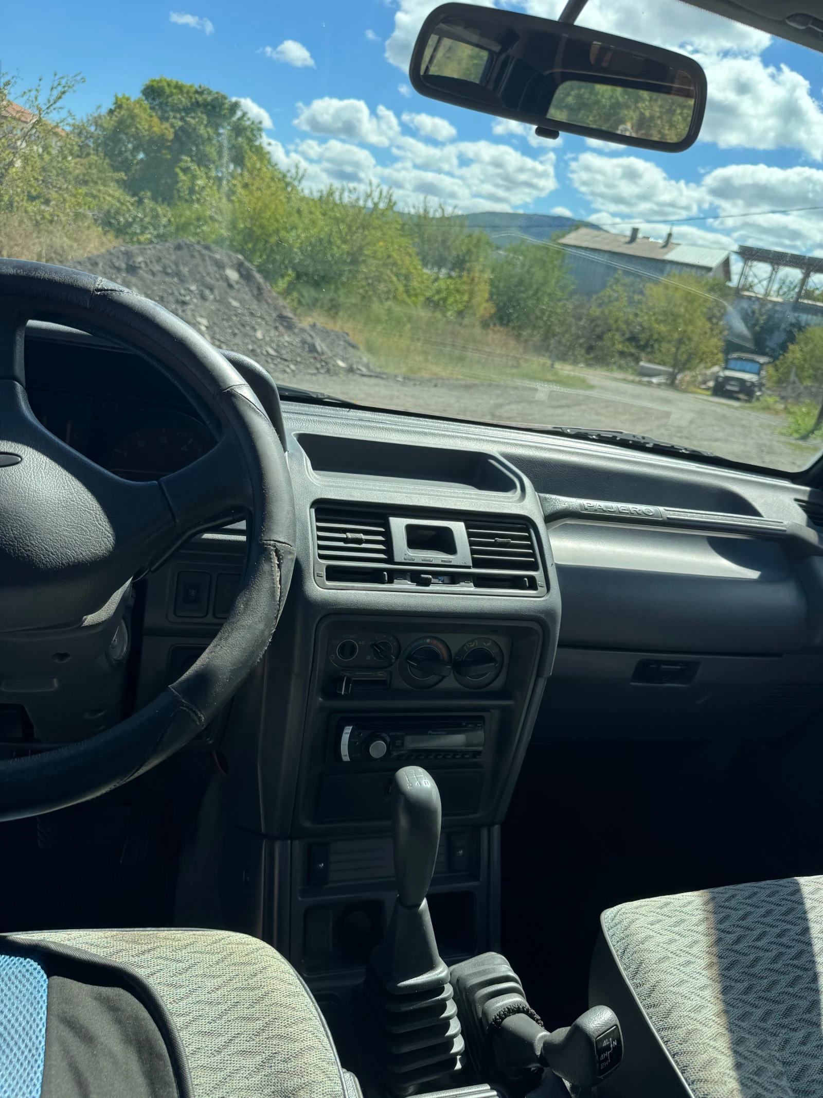 Mitsubishi Pajero, снимка 17 - Автомобили и джипове - 56144328