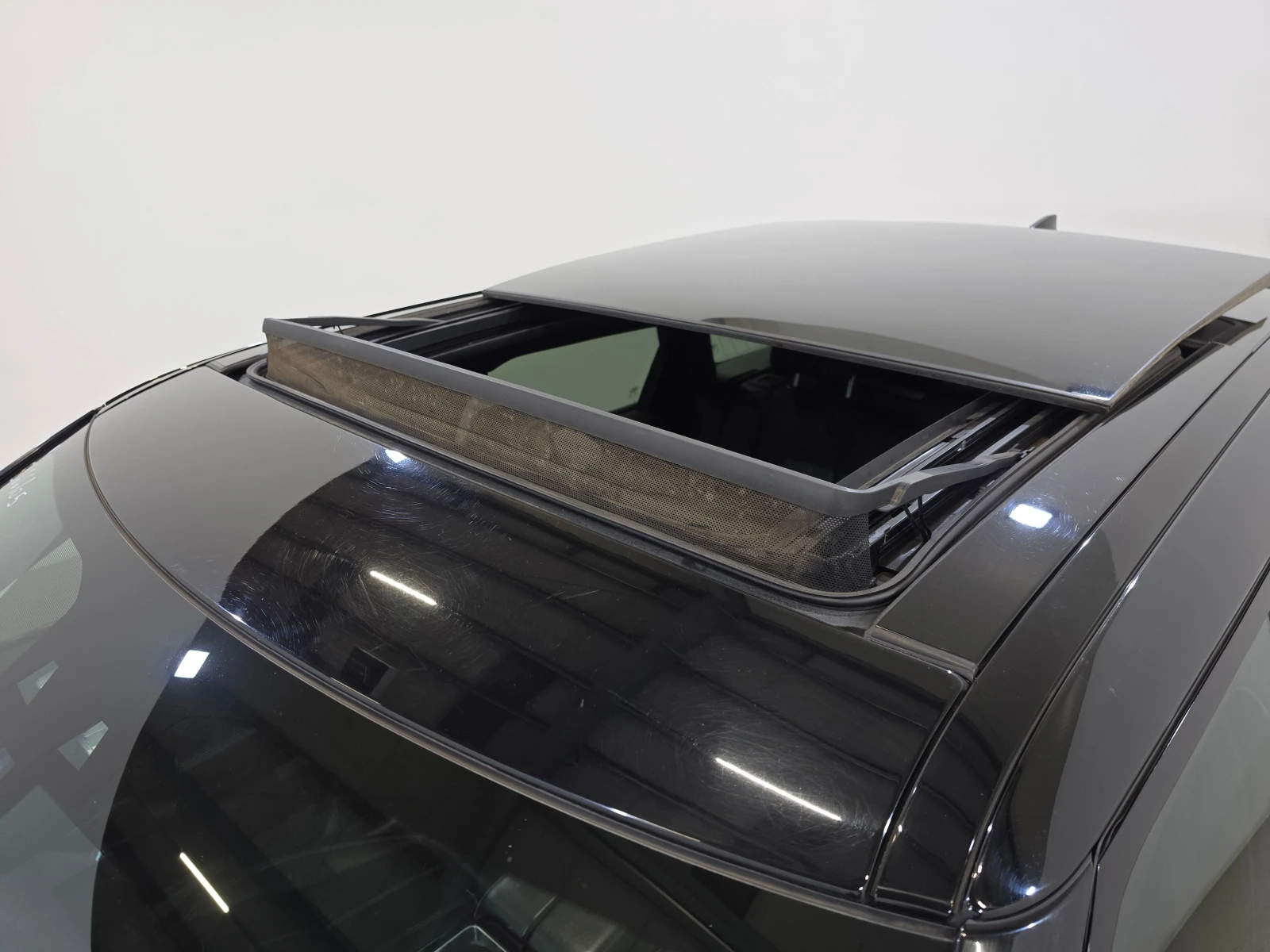 Land Rover Range Rover Velar 2.0 TD4 R-Dynamic LED-Xenon Pano Navi Lather | Mobile.bg � ����������� 14
