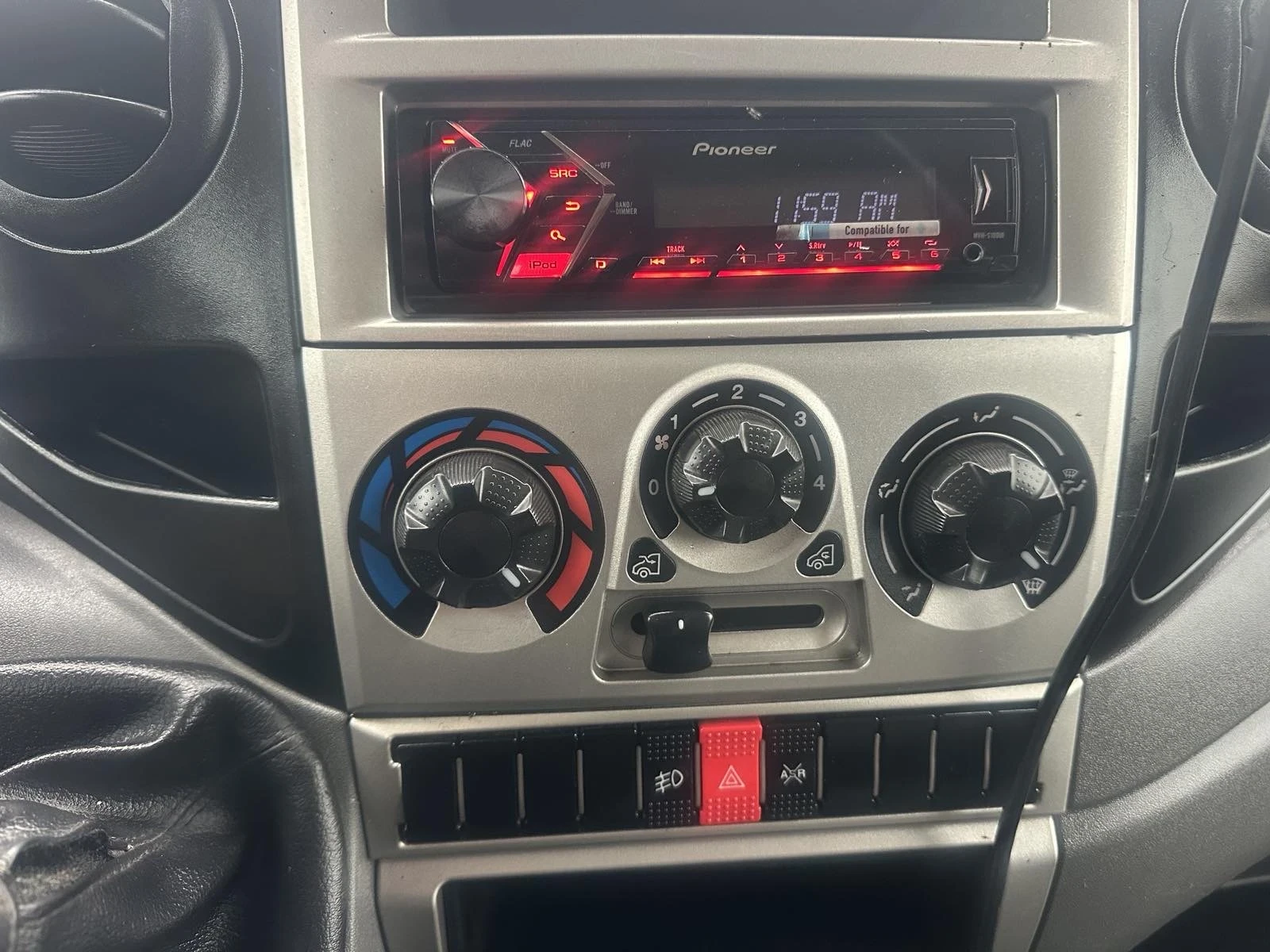 Iveco 35c15 | Mobile.bg � ����������� 13