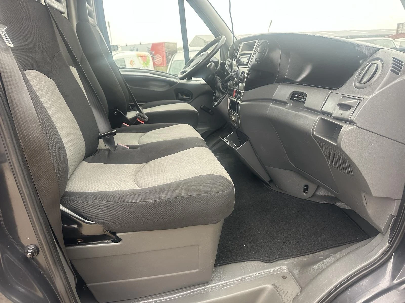 Iveco 35c15 | Mobile.bg � ����������� 12