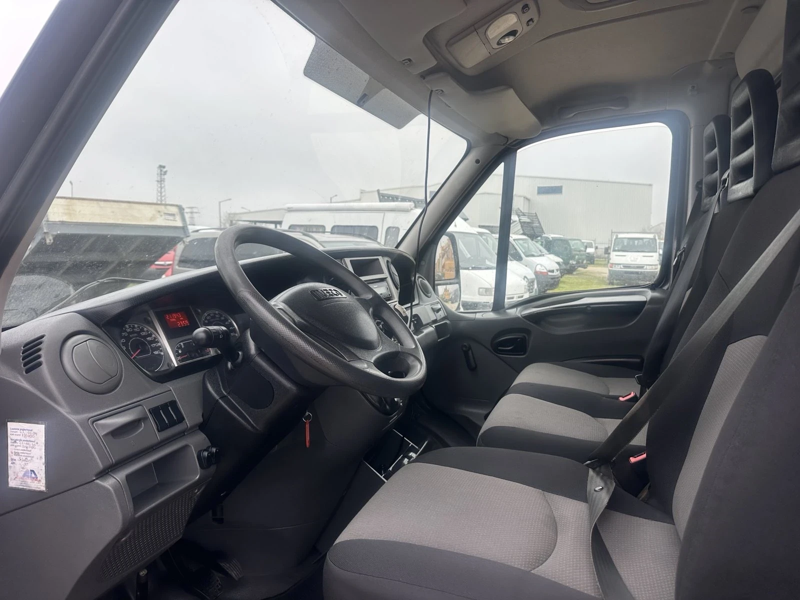 Iveco 35c15 | Mobile.bg � ����������� 11