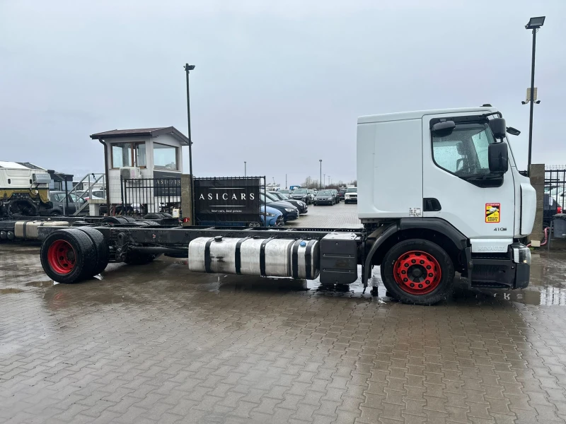 Renault Premium / EURO 5 / ОБСЛУЖЕН / ДВИГАТЕЛ НА VOLVO /, снимка 5 - Камиони - 53505199