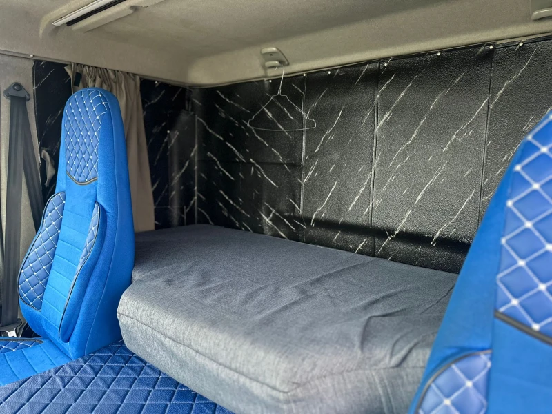 Renault Premium / EURO 5 / ОБСЛУЖЕН / ДВИГАТЕЛ НА VOLVO /, снимка 13 - Камиони - 53505199