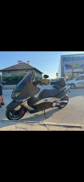 Yamaha T-max Black Max