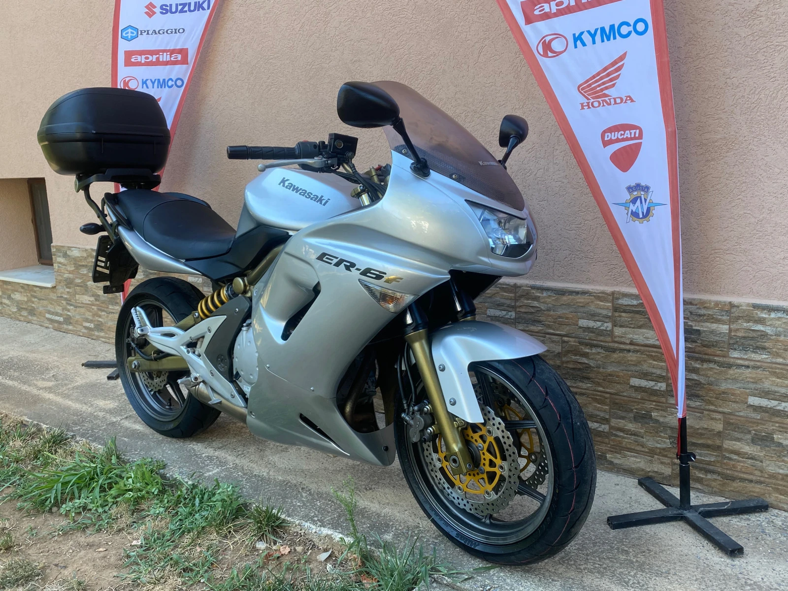 Kawasaki ER 650i 28к км., снимка 1