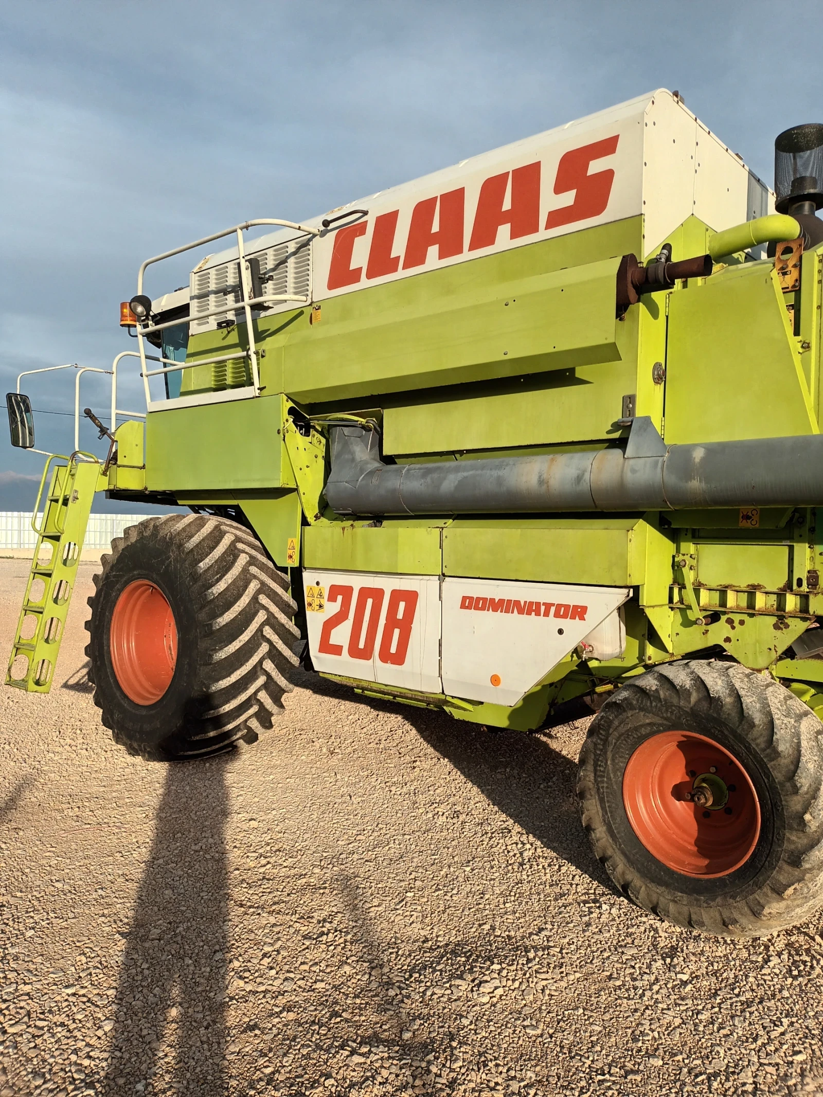 Комбайн Claas MEGA 208 - изображение 4