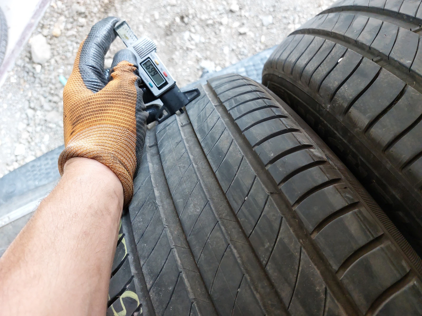 ���� 235/55R18 | Mobile.bg � ����������� 3