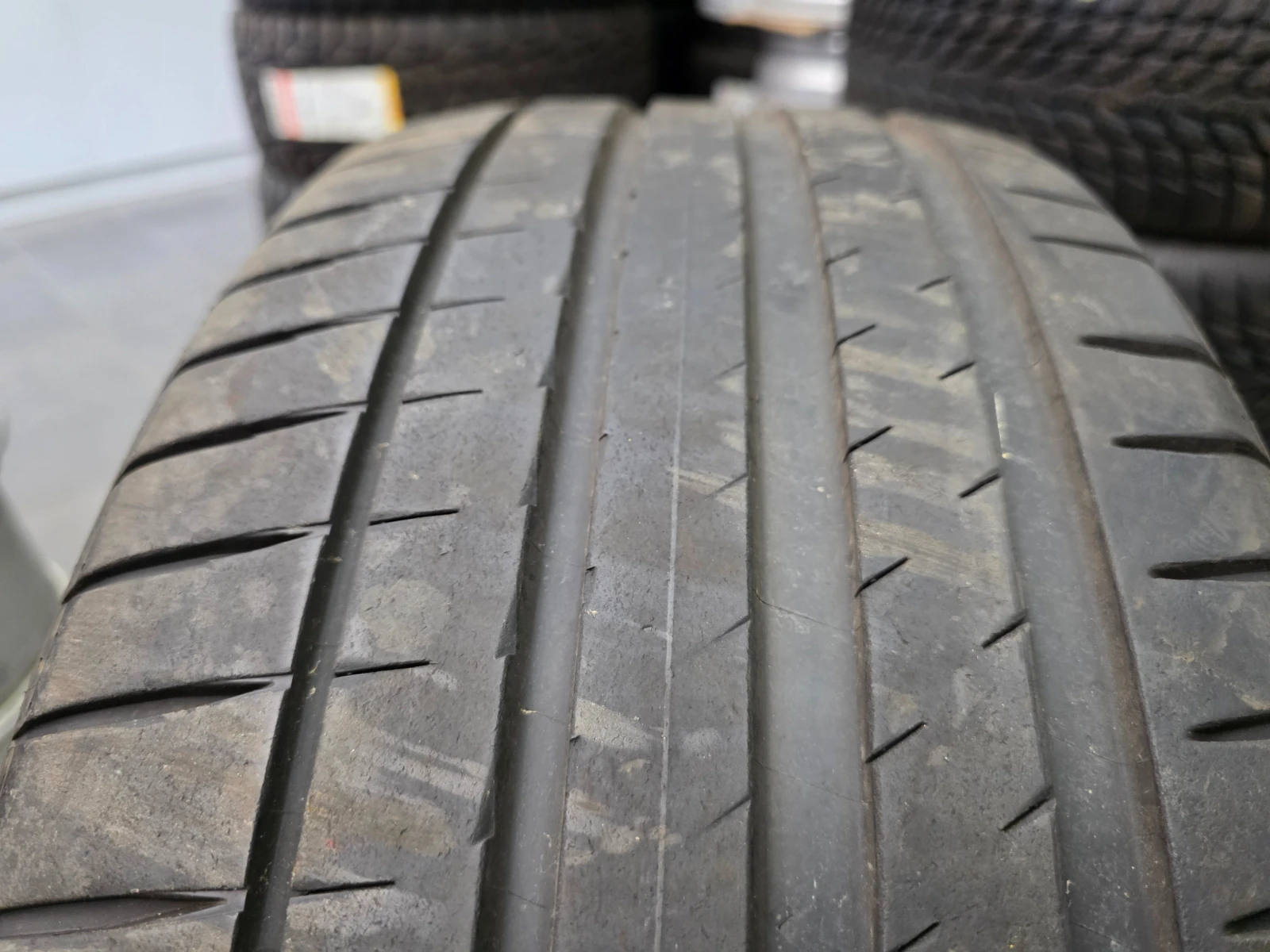 Гуми Летни 255/45R19