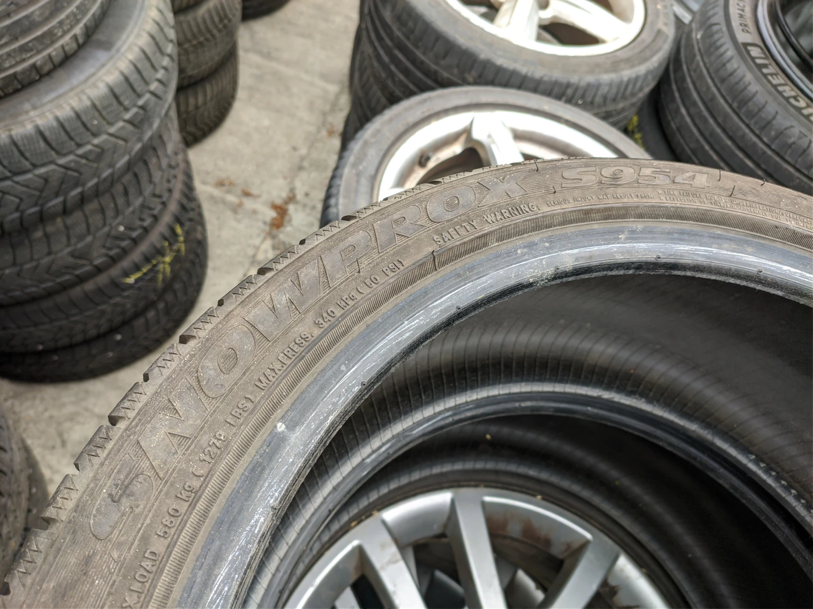 ���� 215/40R18 | Mobile.bg � ����������� 8
