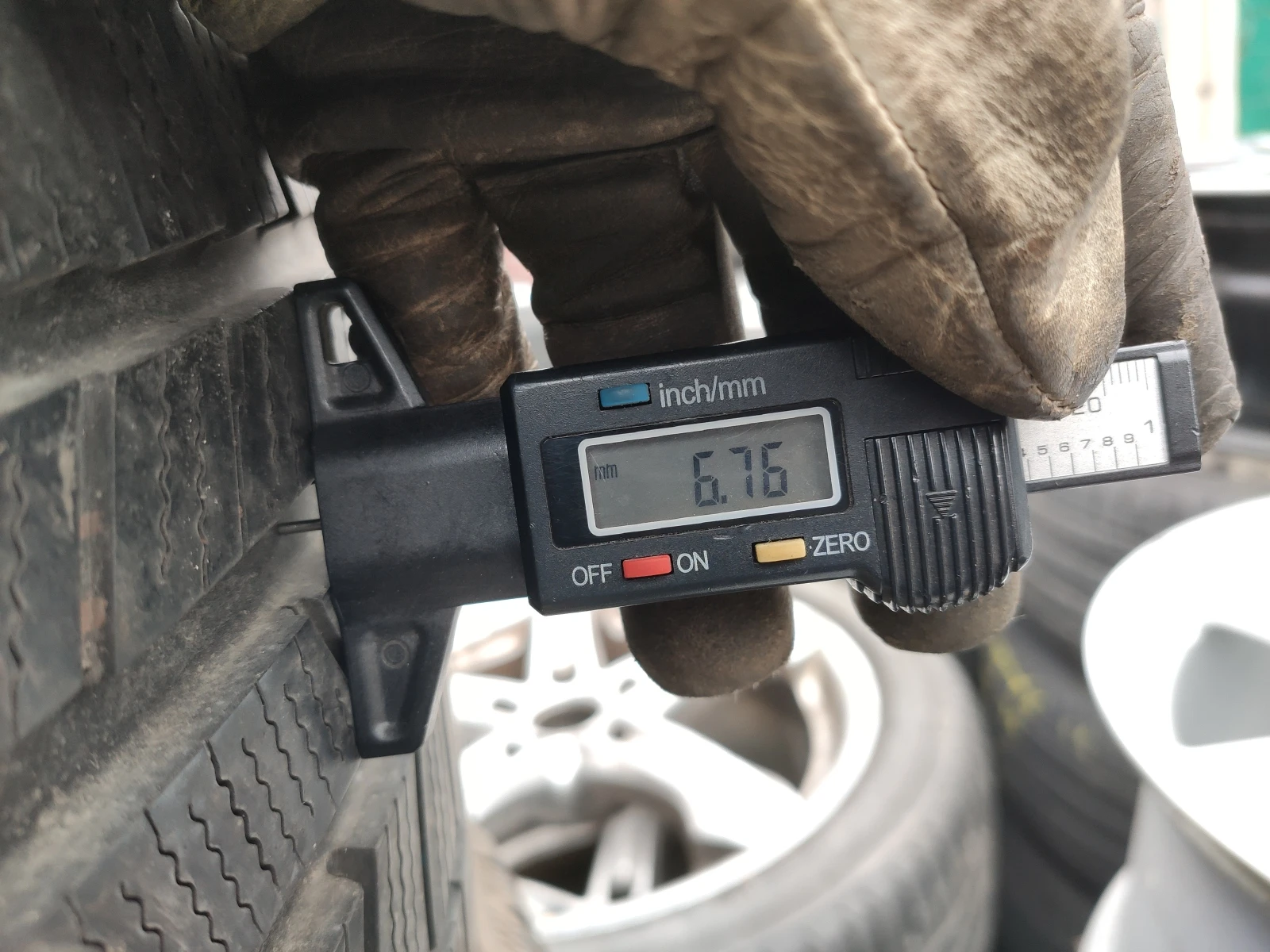 ���� 215/40R18 | Mobile.bg � ����������� 5
