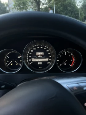 Mercedes-Benz C 220, снимка 10