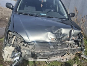 Toyota Corolla 2.0 D4D 90PS | Mobile.bg � ����� ������ 5