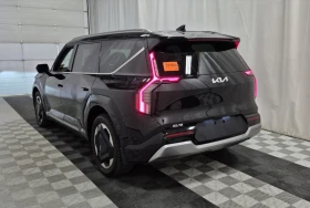 Kia EV9 * LAND W/PLUS PACKAGE* Обдух* Шибидах* 7 местен*  - 38500 € / 75299.46 лв. - 41774778 2