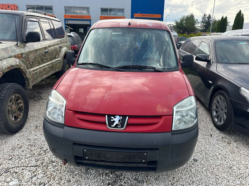 Peugeot Partner 1.4i LPG, снимка 2 - Автомобили и джипове - 46102636