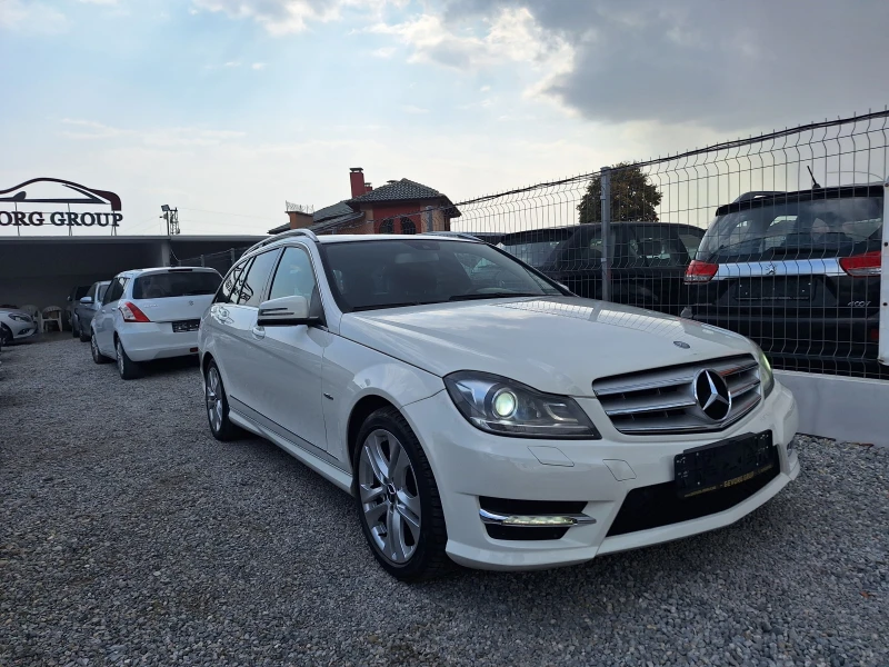 Mercedes-Benz C 220 2.2 CDI AMG, снимка 3 - Автомобили и джипове - 47154157