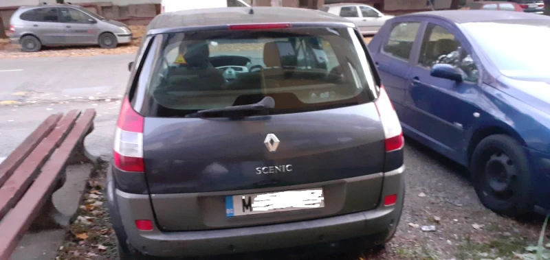 Renault Scenic, снимка 4 - Автомобили и джипове - 47834069