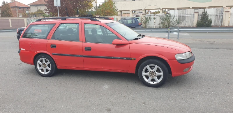 Opel Vectra, снимка 4 - Автомобили и джипове - 48075537