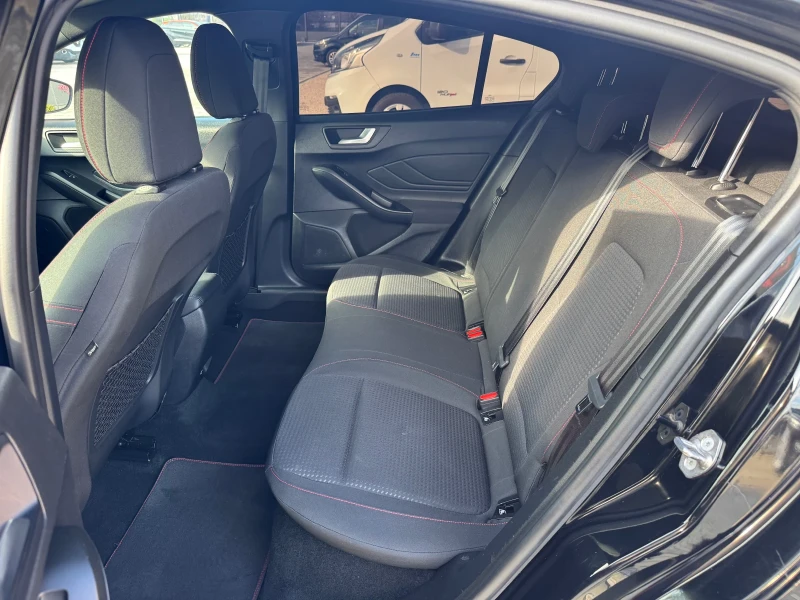 Ford Focus ST-LINE 1.0 SERVIZ, снимка 14 - Автомобили и джипове - 50816850